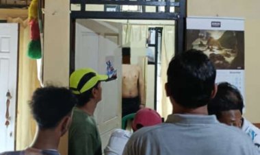 WARGA BERINGIN RINDANG DIGEGERKAN SEORANG PEMUDA TEWAS GANTUNG DIRI DI KAMAR MESS